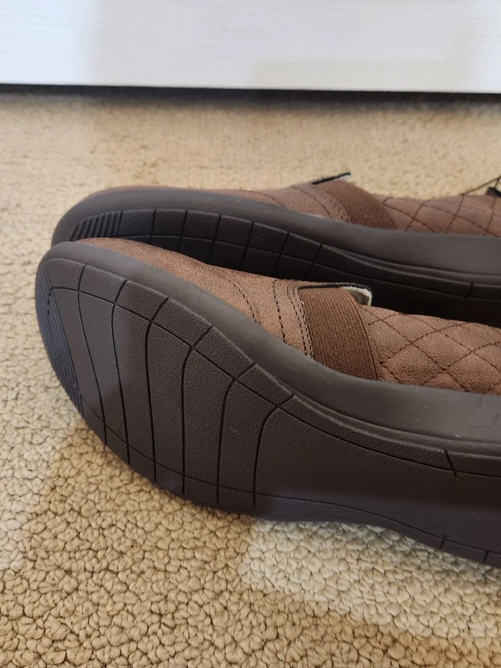 JSport Women's Brown Slip-On Loafers with Cozy Lining Size 7.5M